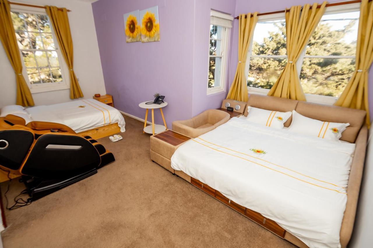 Hearty Center Motel คาทุมบา ภายนอก รูปภาพ